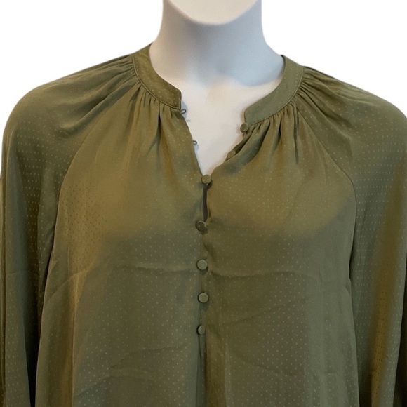 Blu Pepper Green Crop Balloon Shirt. New with tags. Size Large - Picture 2 of 10